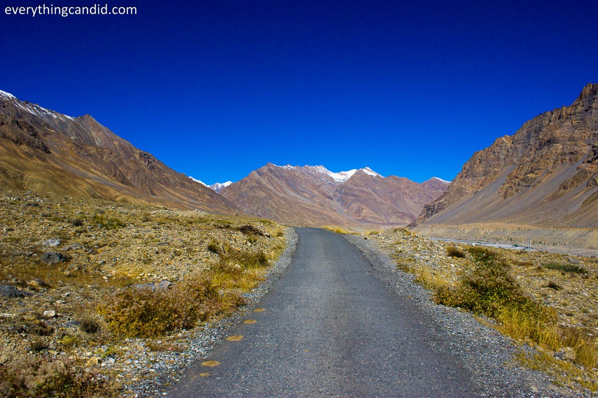 Kunzum Top. Spiti, Lahaul, Rpad Trip, Himalaya, Spiti RIver, Landscape, Hatchback, Ford Figo, Blog, Travelogue