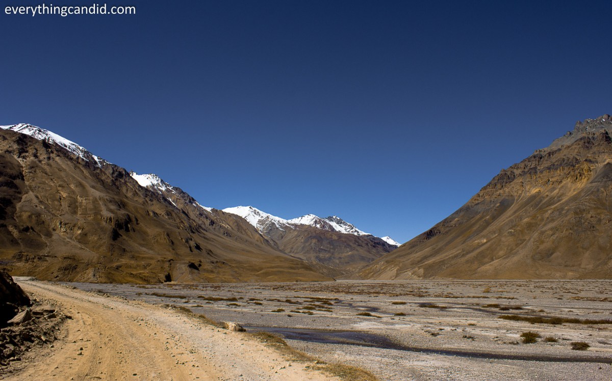 Kunzum Top. Spiti, Lahaul, Rpad Trip, Himalaya, Spiti RIver, Landscape, Hatchback, Ford Figo, Blog, Travelogue