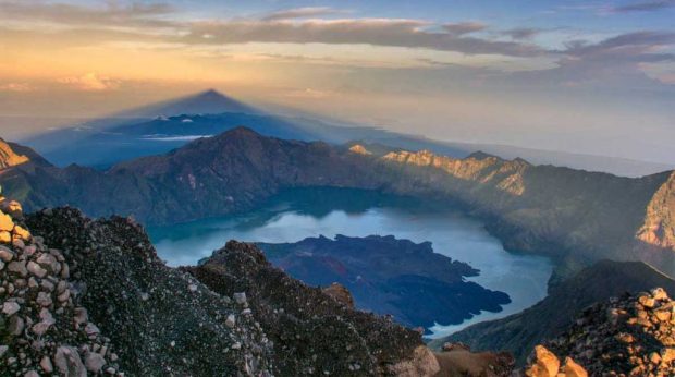 gunungrinjanilombok-1024x573