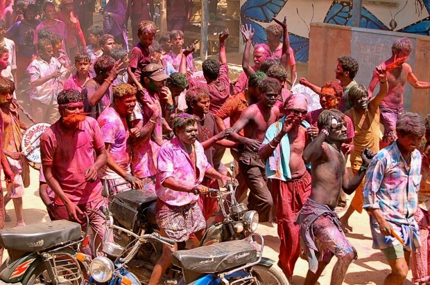 Holi-Hampi-Travellers-Archive-India