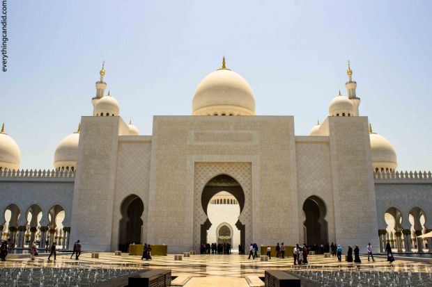 Sheikh Zayed Grand Mosque of Abu Dhabi is the finest example of Islamic art as it presents a mixture of Mughal, Moorish, Ottoman and Persian architecture. It epitomized a superlative fusion of traditional Islamic architecture with innovative science of modern designs. With grace and aplomb, it has embraced best of both world which mesmerizes every visitor.