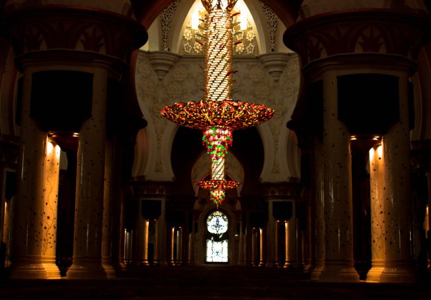The largest chandelier in the world in main prayer hall which is 15 meters high and 10 meters in diameter made in Germany with thousands of Swarovski crystals from Austria and colorful glasswork from Italy.