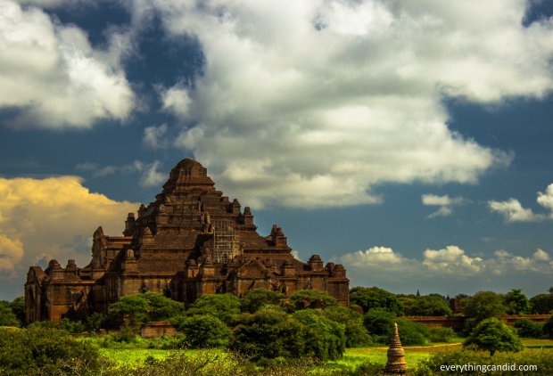 Dhammayangyi Temple (2)