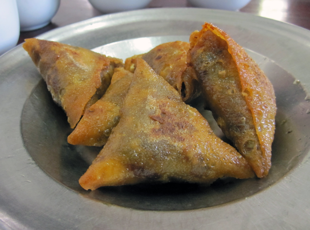 Samusa - By Hintha - Own work, CC BY-SA 3.0.jpg